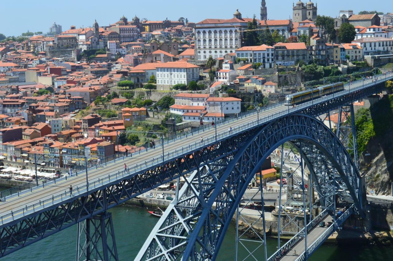 Appartamento Por Do Sol Vila Nova de Gaia Esterno foto